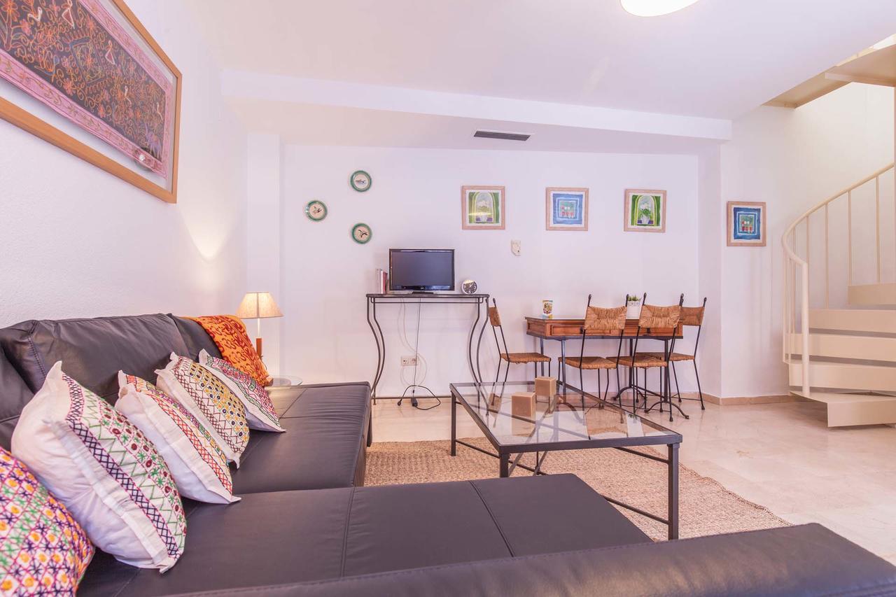 Appartamento Duplex Santa Cruz Siviglia Esterno foto